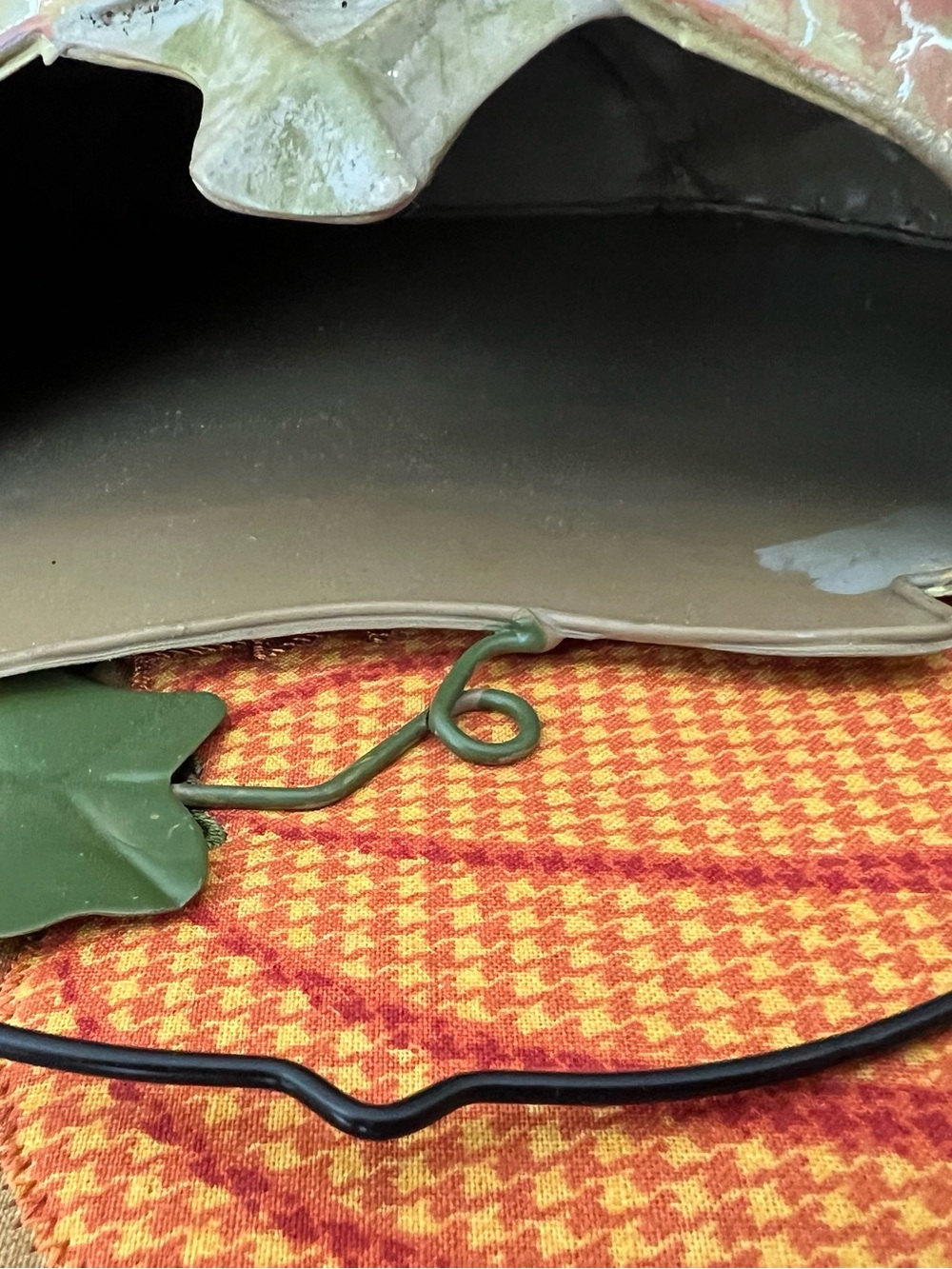 Decorative Metal Pumpkin Wall Pocket/Planter Hanging Decor. - Picture 4 of 5